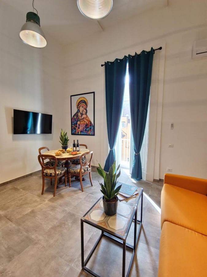 Hotel Borgo Dei Miracoli Neapel Exterior foto