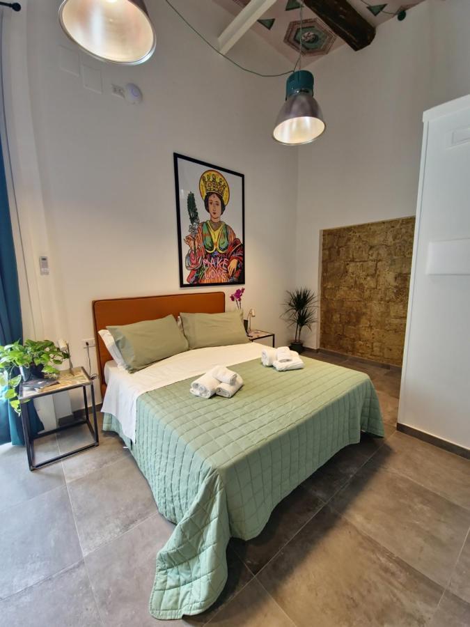 Hotel Borgo Dei Miracoli Neapel Exterior foto